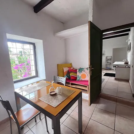 Casa Gatti - Casa Storica Del '900 A Lanzarote 3* Tiagua