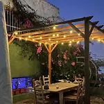 Casa Gatti - Casa Del '900 Nel Centro Di Lanzarote - Relax Tra I Vulcani Vendégház 3*