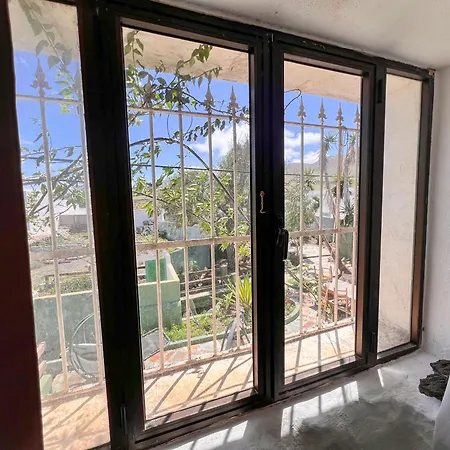 Casa Gatti - Autentica Casa Canaria Nel Cuore Di Lanzarote בית הארחה