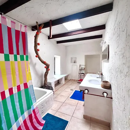 Pensjonat Casa Gatti - Casa Del '900 Nel Centro Di Lanzarote - Relax Tra I Vulcani Tiagua